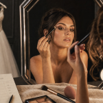 Maquillage pour mariée brune : gros plan teint et teintes