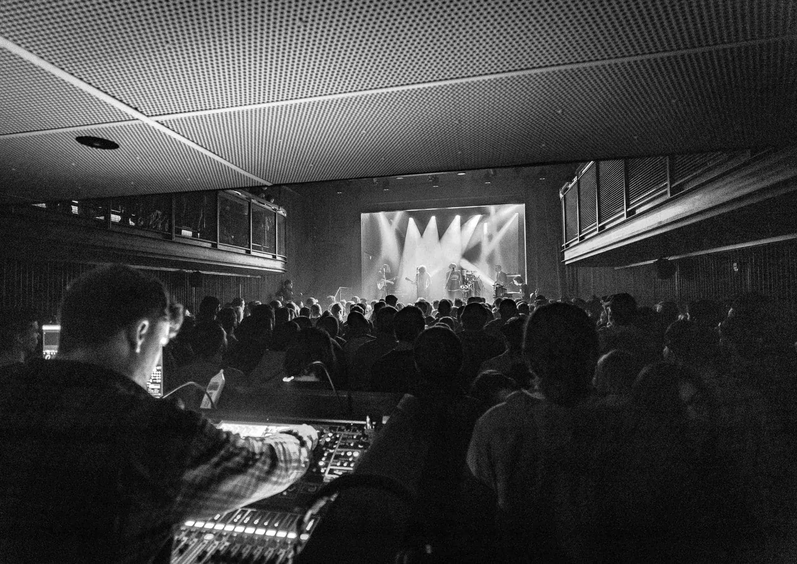 Car Seat Headrest at the Rialto - Soundboard