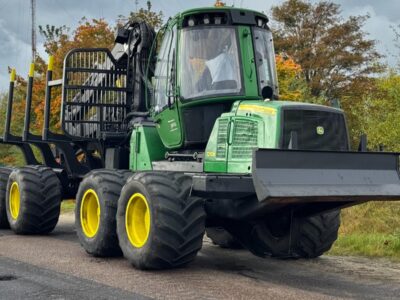 Forwarder John Deere 1210E