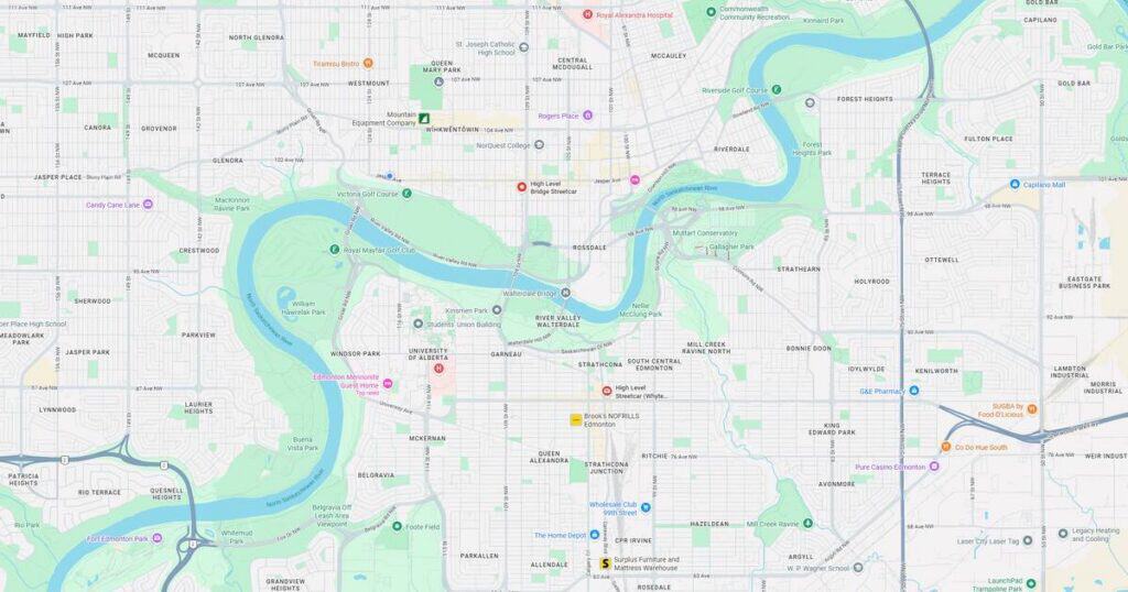 River and city map showing waterways, bridges, and urban infrastructure in a metropolitan region.