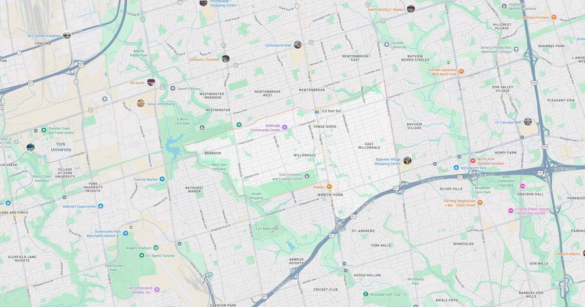 Detailed map showing streets, parks, and points of interest in Los Angeles, California.