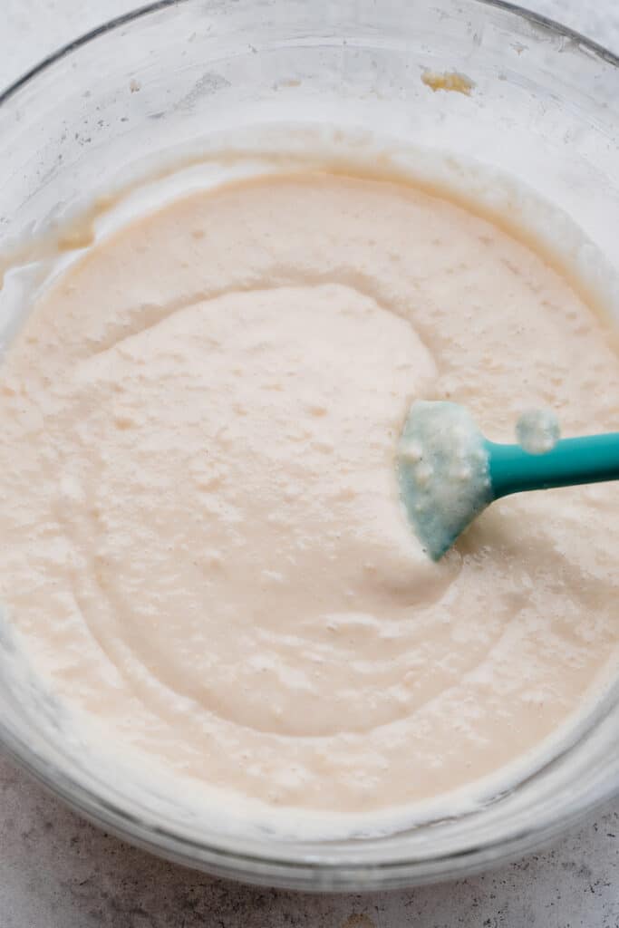 A bowl of vanilla cupcake batter.