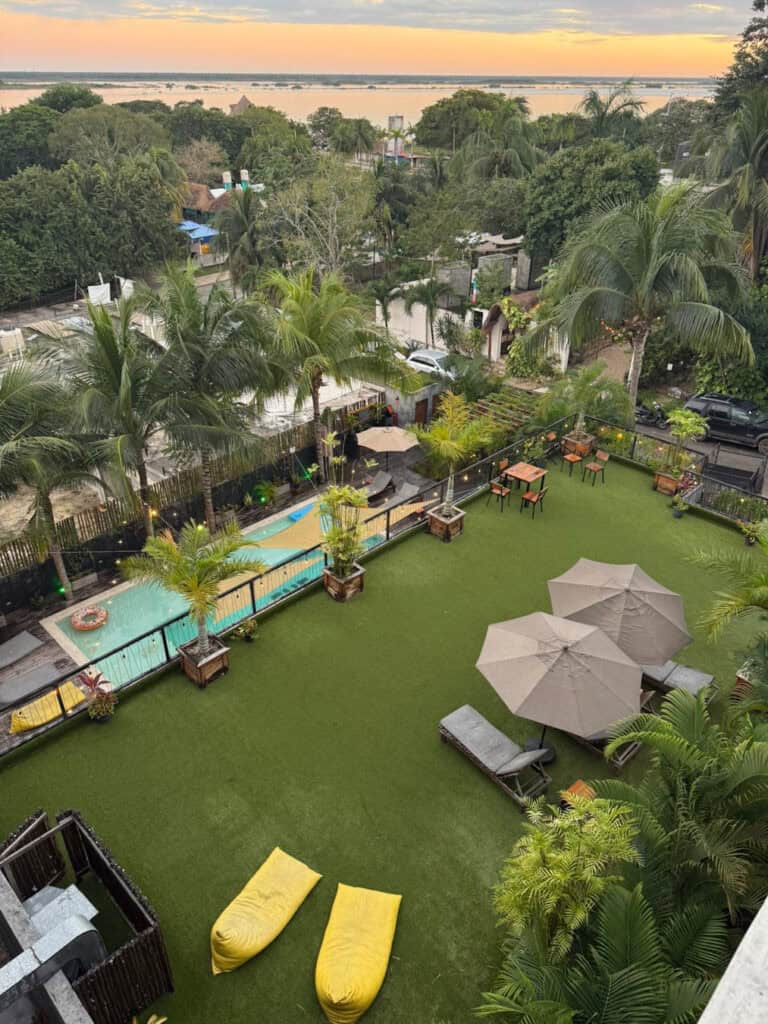 The view from the dorm rooms at Che hostel Bacalar