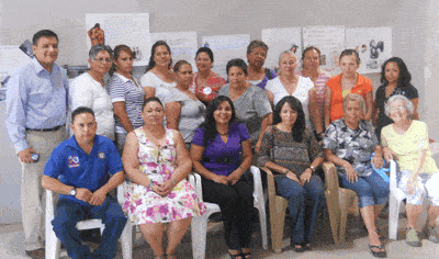 Palomas promotora training group