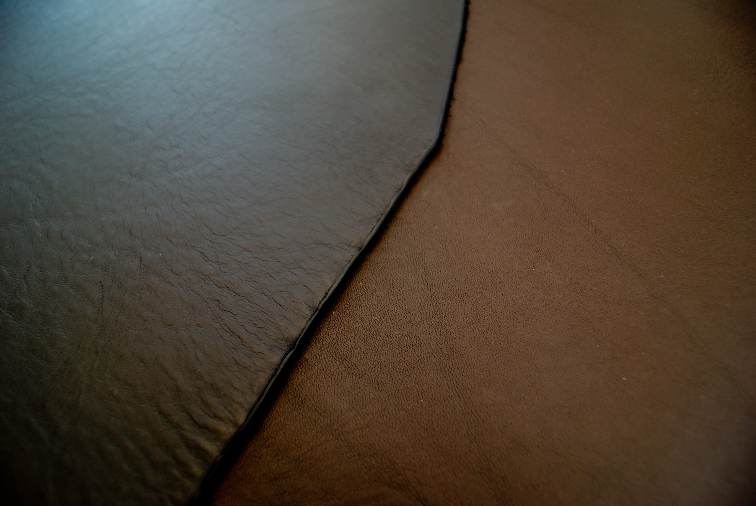 イタリアンレザーの革の特徴 シワ 血筋