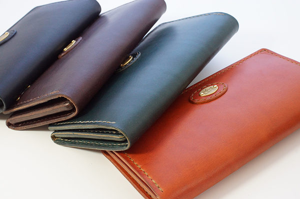 Bottega Glicine 二つ折りの長財布