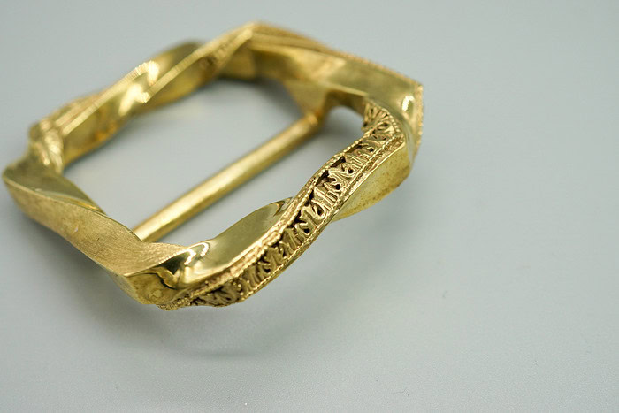 Twisted Rectangle Buckle Handmade　ACANSAS