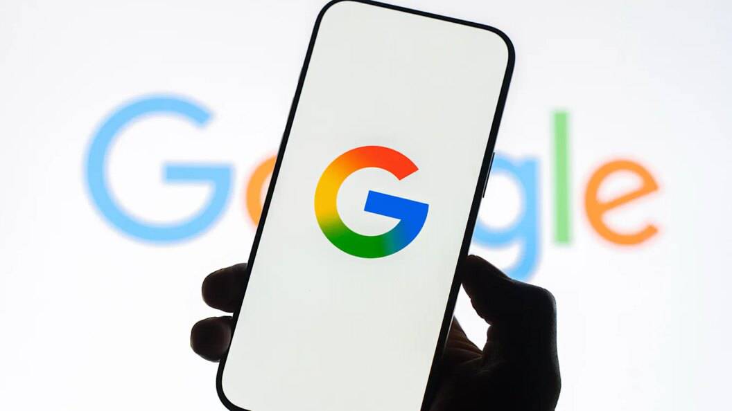 Google Discover Core Update Slashed Local Publishers' Reach, New Data Reveals