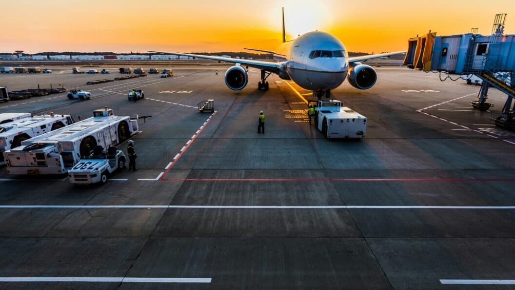 Why Most Travelers Skip Airport Apps, and How Airports Can Earn Downloads