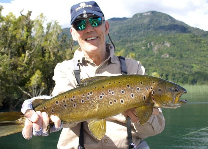Fly fishing at Chimalfe Patagonia Lodge in Chile