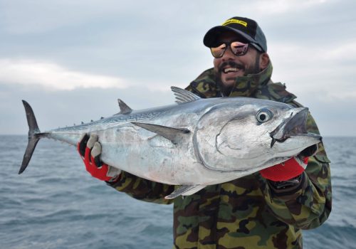 angler with tuna caught in the ebro delta