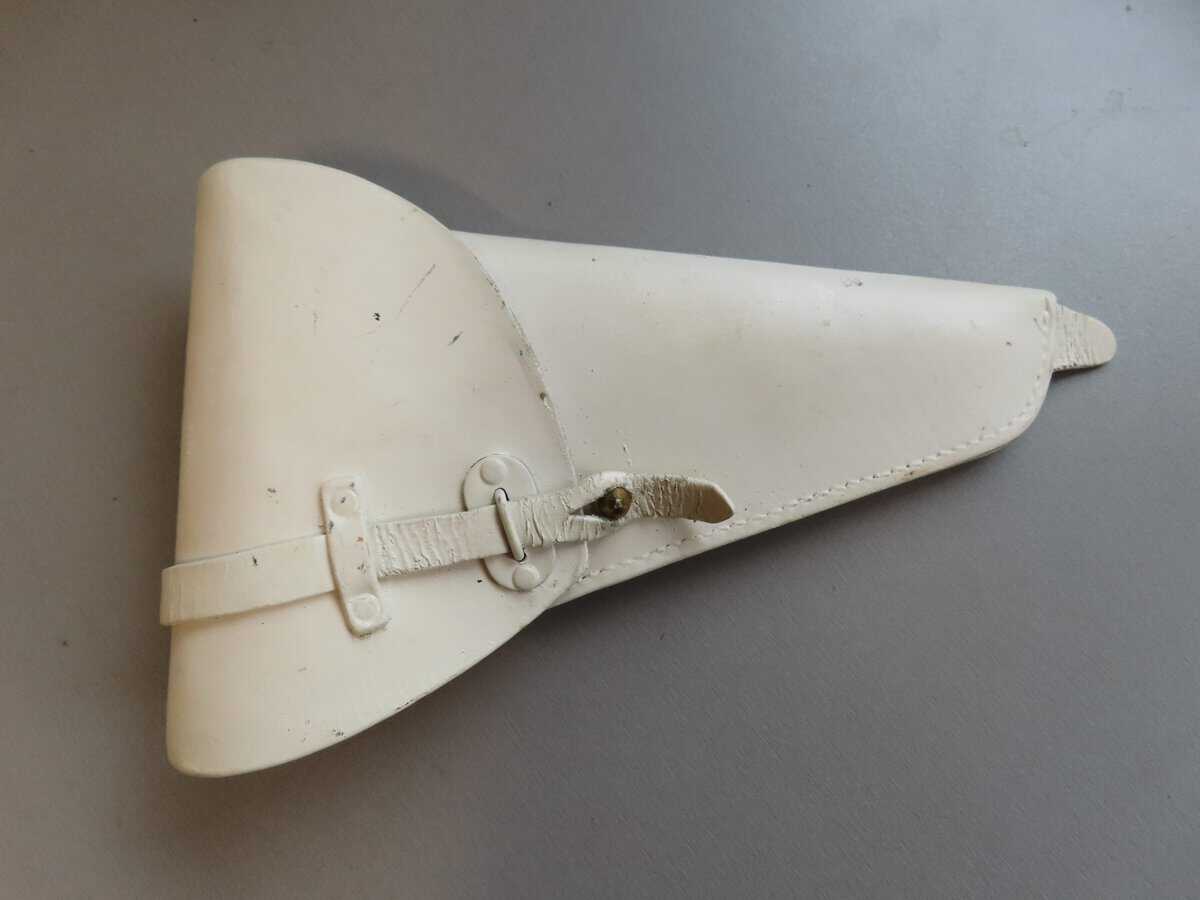 Genuine Parade Holster for the Swedish Model 40 Lahti pistol