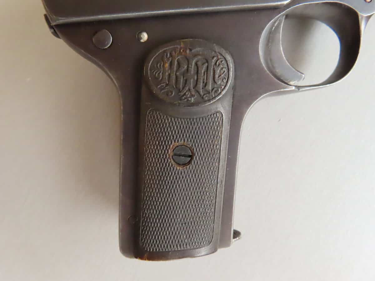 Grips for Dreyse Model 1907 pistol