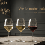 Vin le moins calorique trois verres sur table