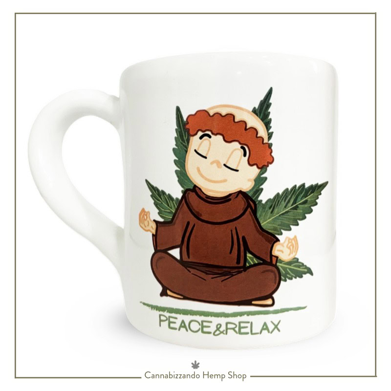 La Mug in ceramica mod. Relax è perfetta per sorseggiare caffè o tisane grazie allo spessore della tazza che mantiene le bevande calde. Prodotto di alta qualità.