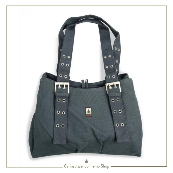 Una borsa pratica e versatile con tre ampi scomparti con cerniera, realizzata in canapa e cotone bio. Resistente ed ecologica perfetta per ogni occasione