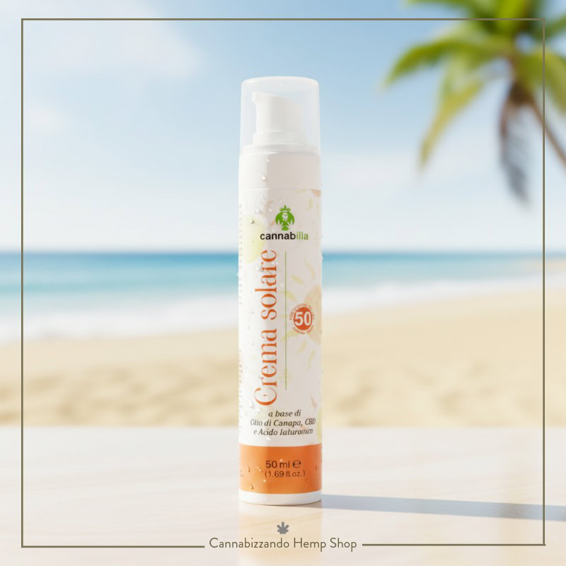 Crema viso solare SPF 50 Cannabilla flacone ecosostenibile La Crema Viso Solare SPF 50 Cannabilla è molto più di una semplice protezione: è un vero trattamento quotidiano che unisce la massima sicurezza dei filtri solari fotostabili a una potente azione idratante e lenitiva. Studiata per chi cerca una texture invisibile e ultra-fluida, protegge il viso dal foto-invecchiamento e dallo stress ossidativo, lasciando la pelle morbida e rigenerata.