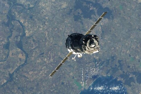 Image of an earth observation satellite orbiting the earth