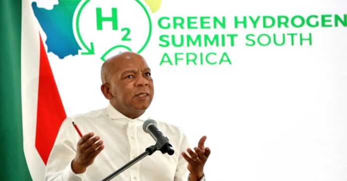 KfW backs €17m for IDC green hydrogen projects