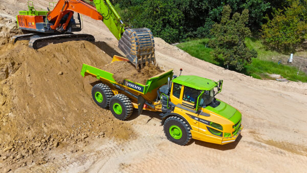 Volvo and Babcock power Hamilton Plant Hire’s bulk earthworks in the Western Cape’s tough terrain