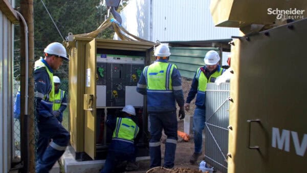 Schneider Electric and Technoserve MV power Elgin Orchards in the Western Cape with pure-air switchgear technology