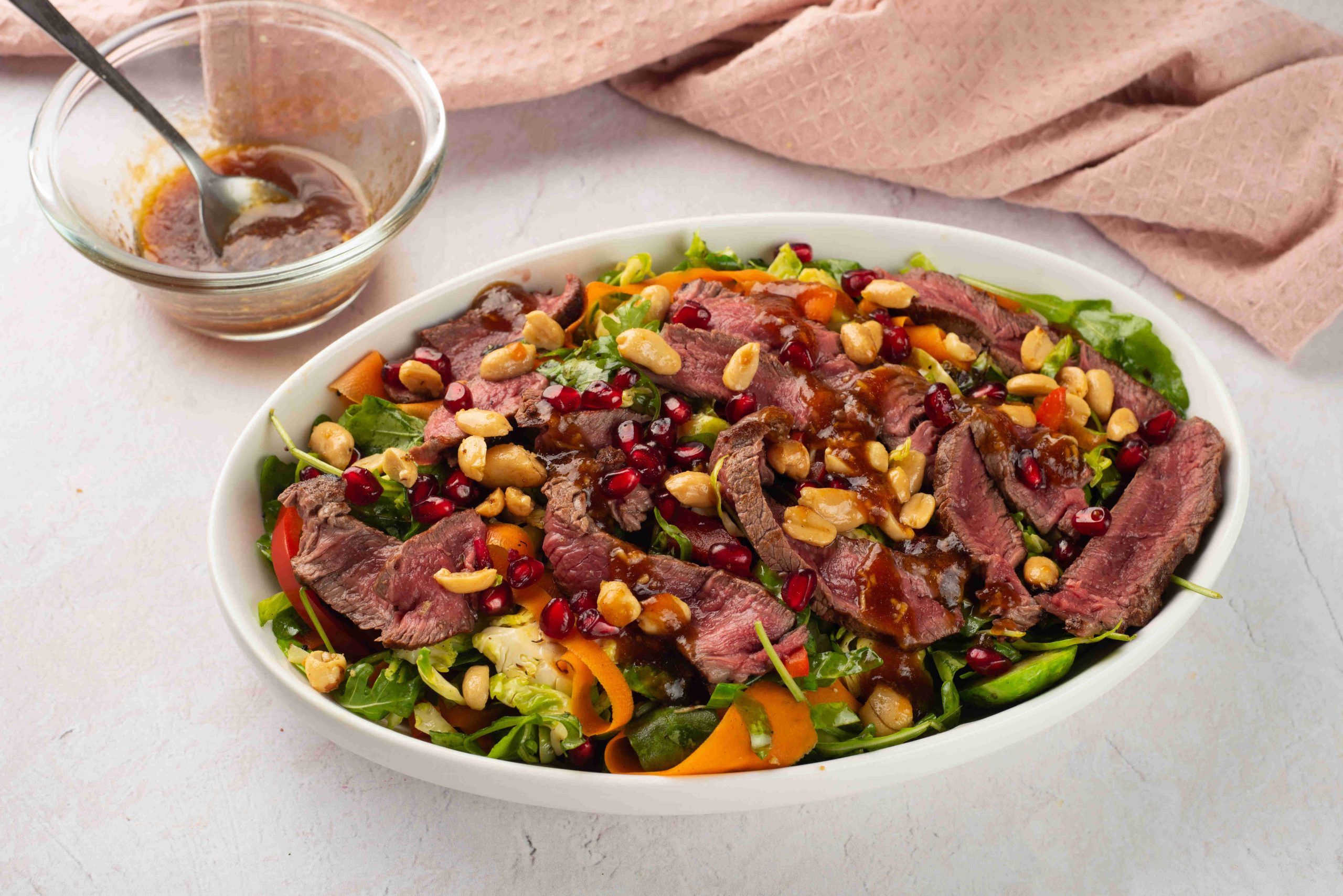 Steak salad recipe for a healthy dinner