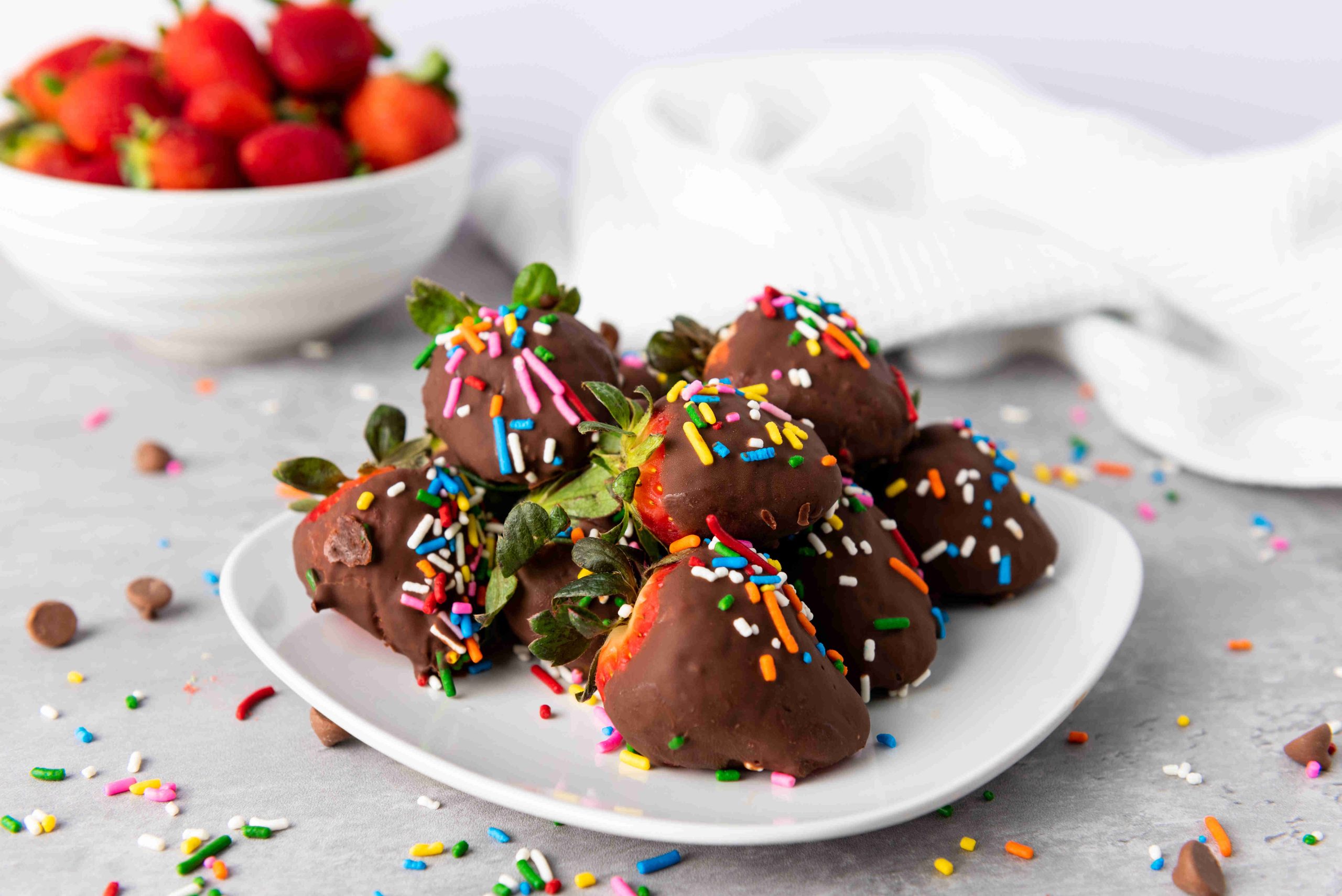 Vegan Valentine’s Day Chocolate Covered Strawberries