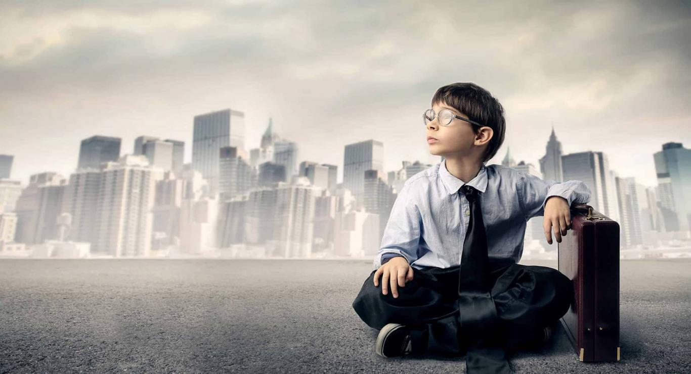 cinecrown-commercial-storytelling-branding-young-kid-businessman