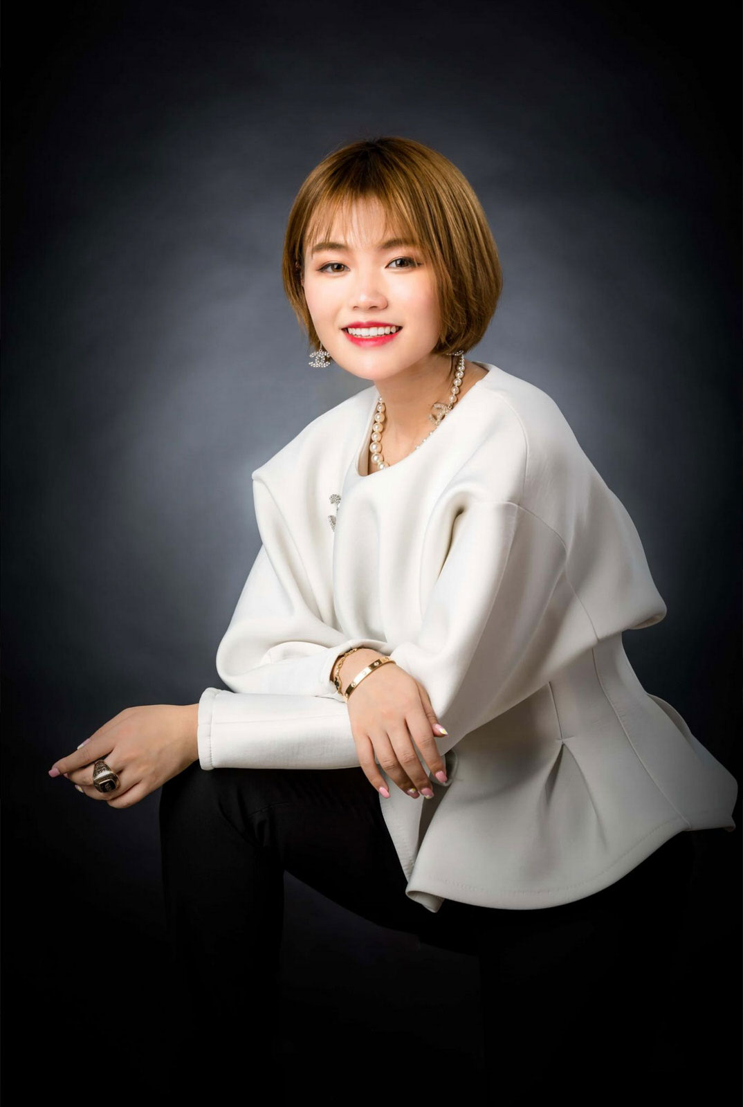 cinecrown-headshot-photography-ema-2