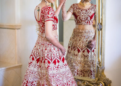 cinecrown-indian-wedding-photography-bride-alone-infront-mirror