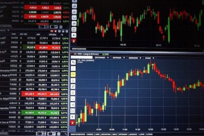 10 Best AI Tools for Stock Market Prediction With Insights