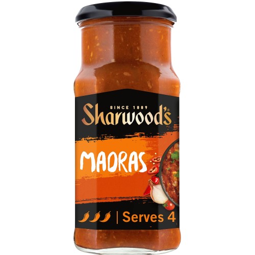Sharwood's Madras Hot Curry Cooking Sauce (420g)