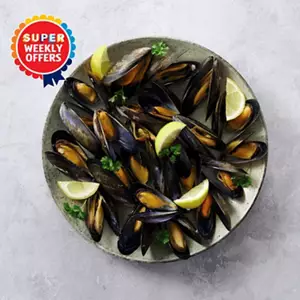 Tomato & Chorizo Cooked Mussels