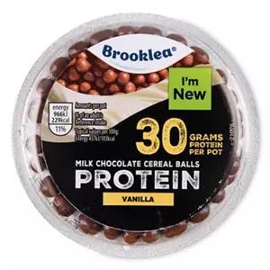 Vanilla Flavoured Protein Yogurt with Milk Chocolate Balls