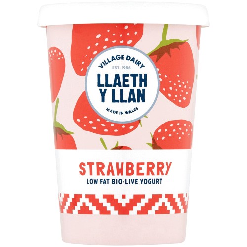 Village Dairy Llaeth Y Llan Strawberry Yogurt (450g)