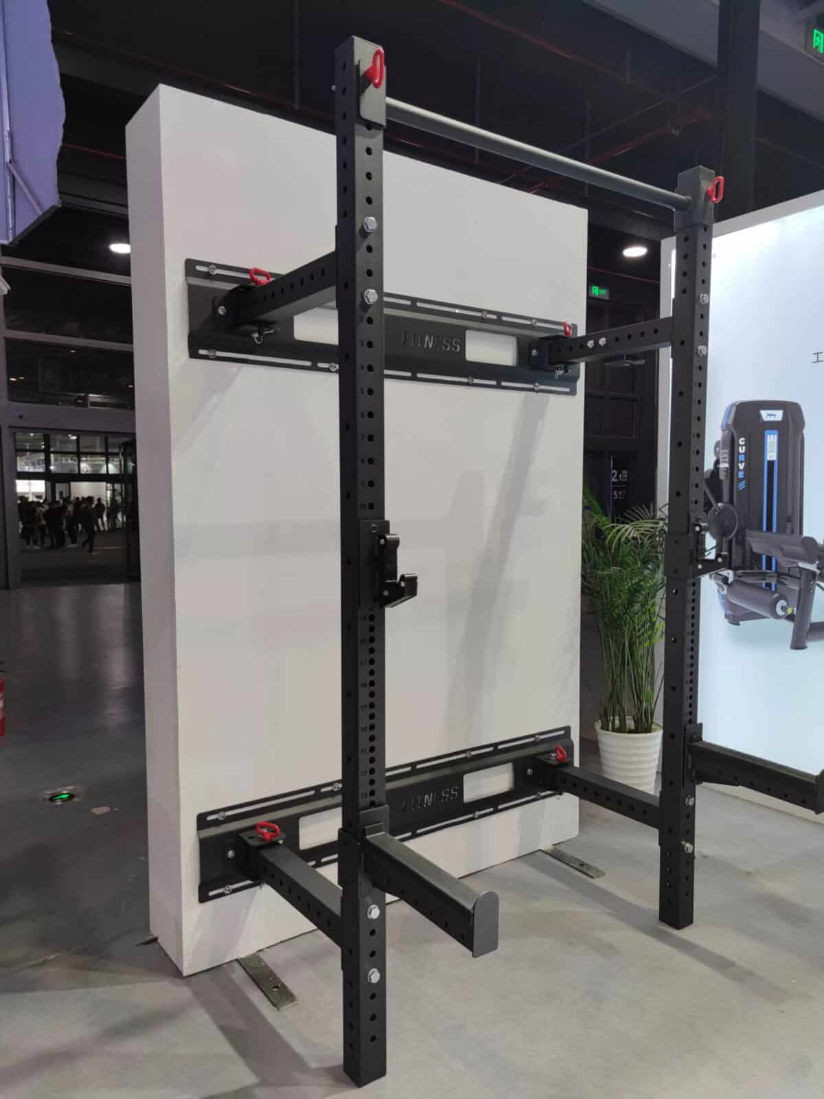 سكوات راك جداري قابل للطي - Foldable Squat Rack