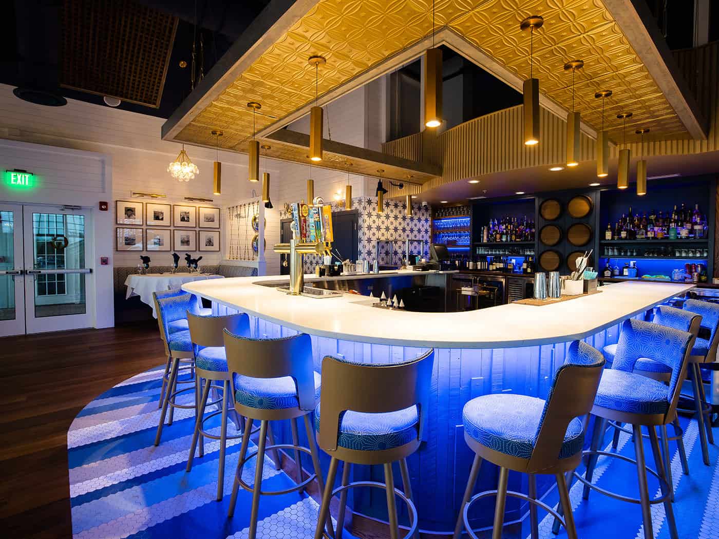 Crow's Nest Steakhouse - Photo 4