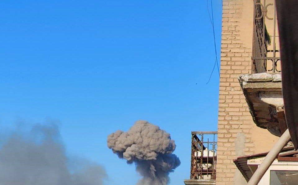 Зображення посту: У Донецьку ЗСУ влучили у склад боєприпасів окупантів