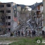 Зображення посту: Росіяни вдарили по Мирнограду: під завалами багатоповерхівки можуть бути люди