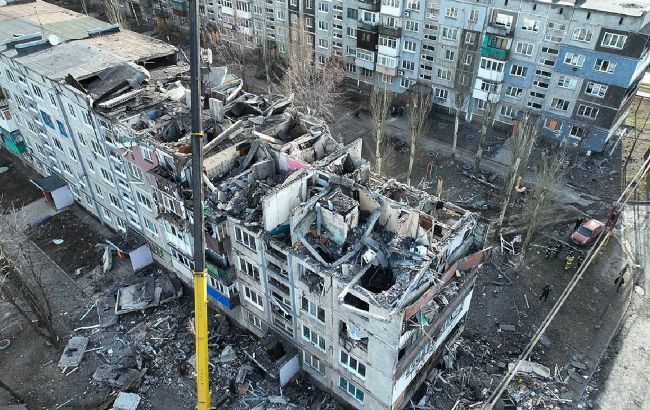 Зображення посту: Окупанти пошкодили обстрілами 70% багатоповерхівок Мирнограда