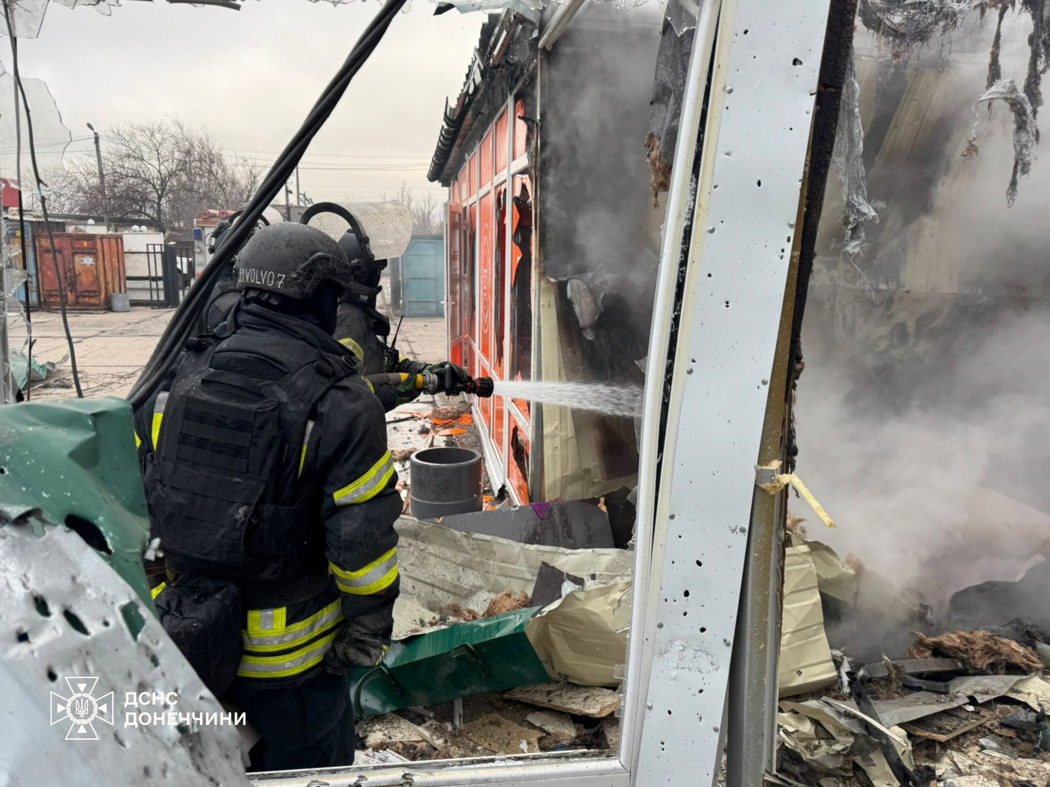 Зображення посту: Рятувальники ліквідували наслідки обстрілу в Покровську