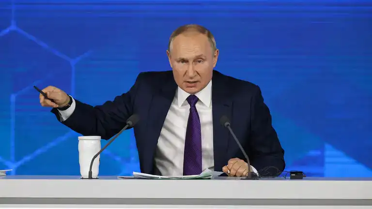 Стаття: Путін провів щорічну конференцію — говорив про перемир’я, окуповані території та пропонував вдарити «Орєшніком» по Києву