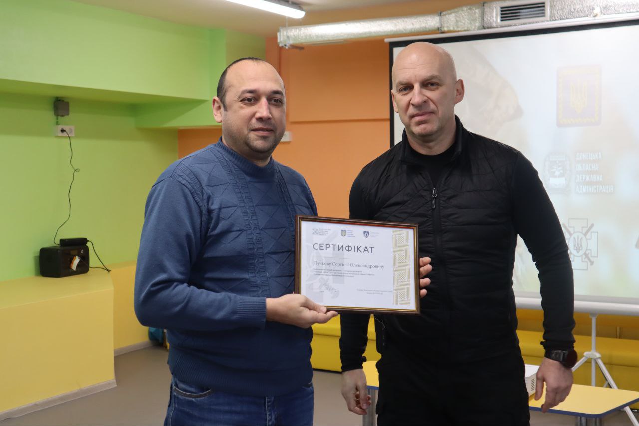 Стаття: Ветерани-переселенці з Донеччини отримали десять сертифікатів на житло