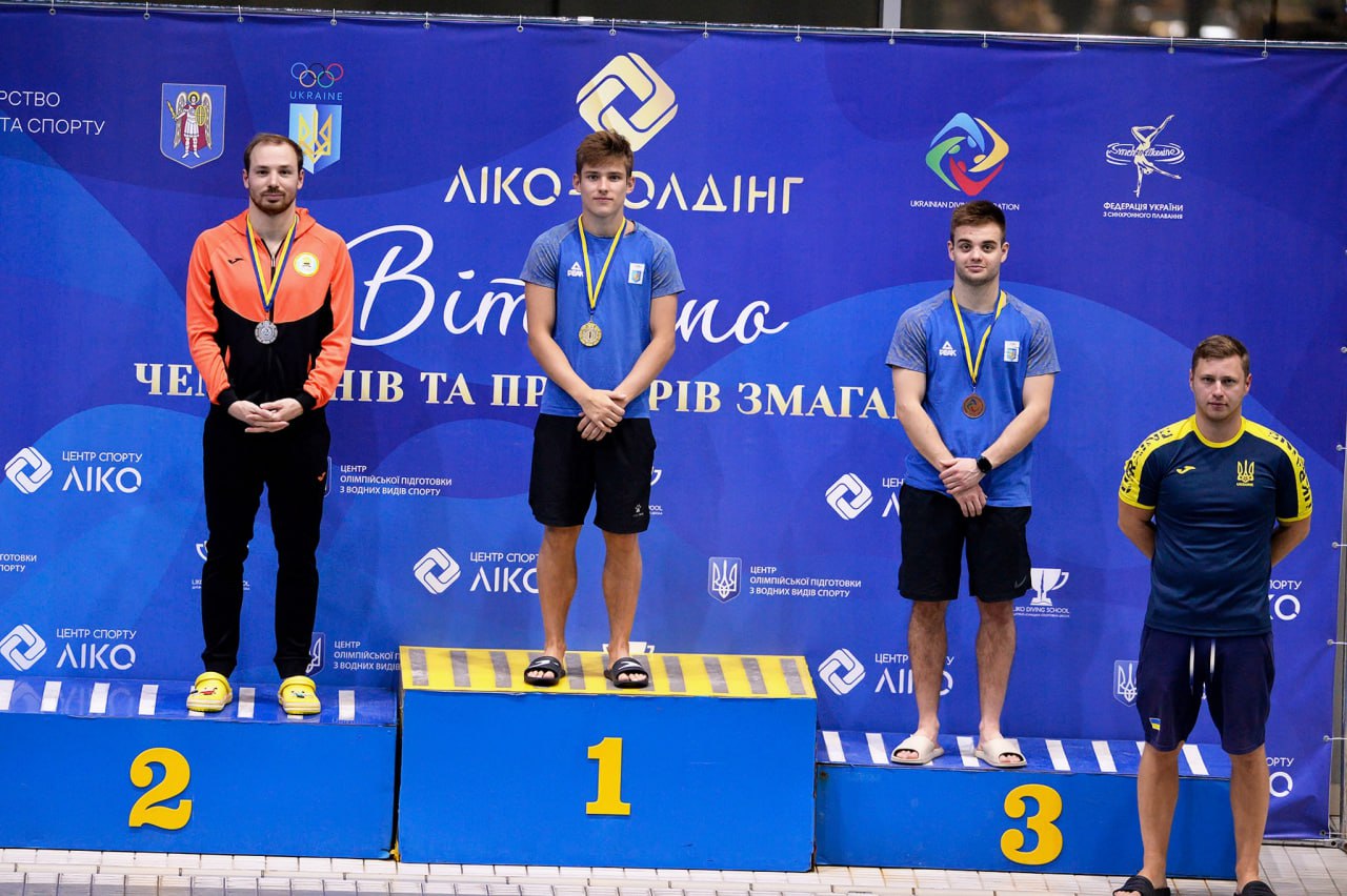 Стаття: Маріуполець виборов три медалі на чемпіонаті України зі стрибків у воду