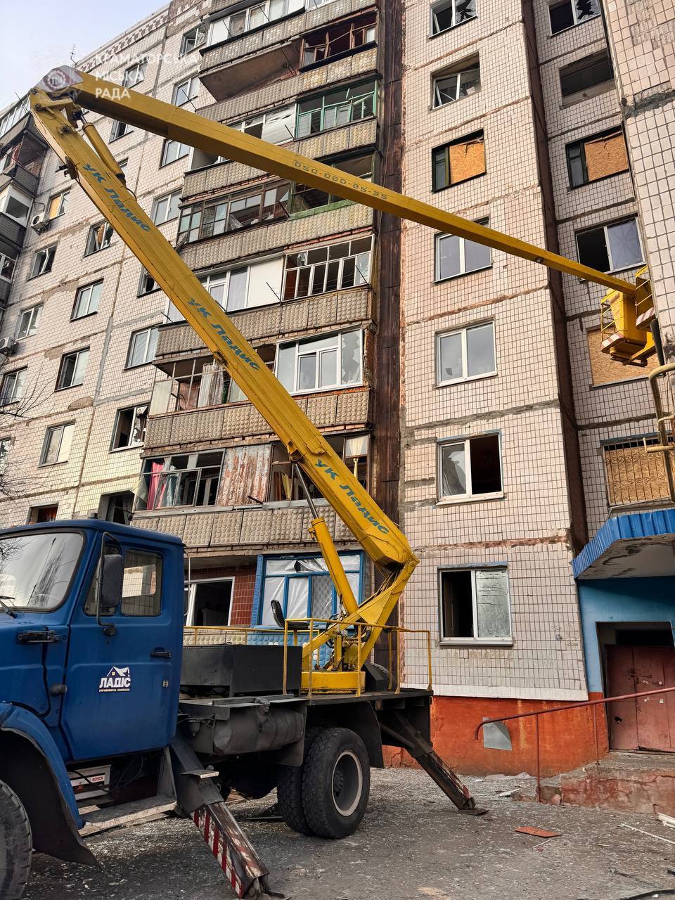 Стаття: Росіяни скинули на Краматорськ авіабомбу — одна людина загинула
