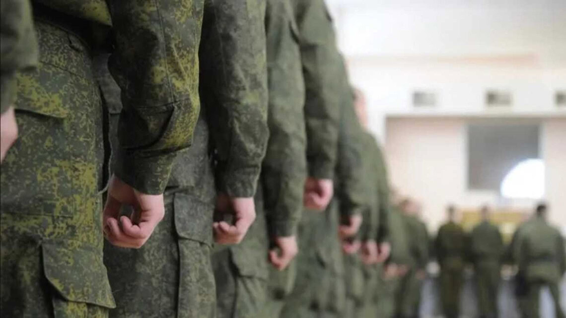 Зображення посту: На Луганщині росіяни планують мобілізовувати цивільних лікарів