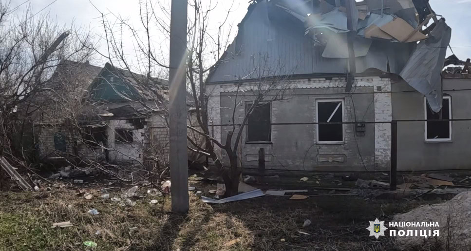 Зображення посту: «Білі янголи» евакуювали п’ятьох людей з Покровська