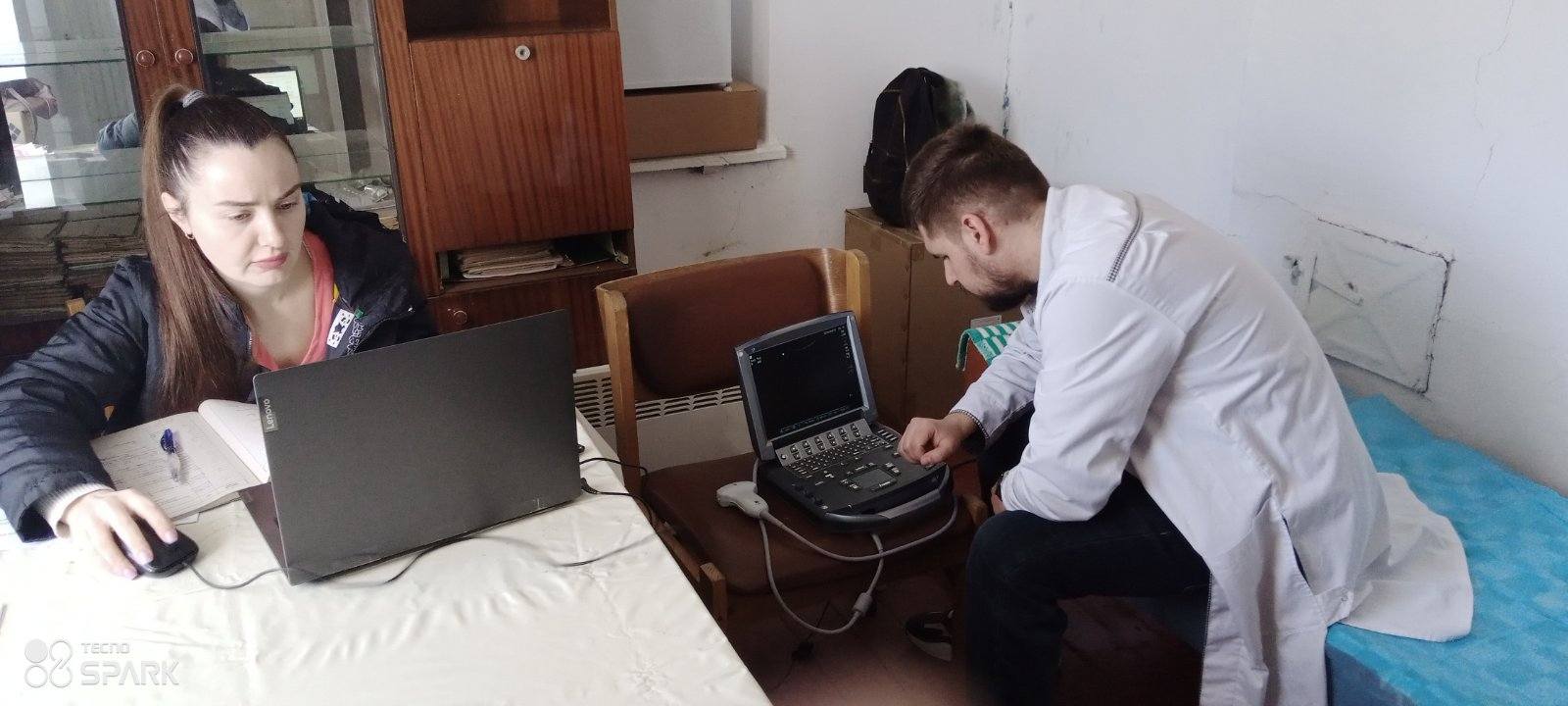 Зображення посту: Медпрацівники Селидівської лікарні приймають пацієнтів в селах Одещини