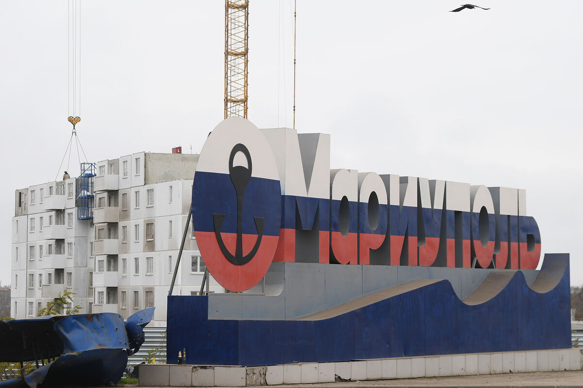 Стаття: Студент з окупованого Маріуполя передавав дані про викладачів, які співпрацюють з росіянами