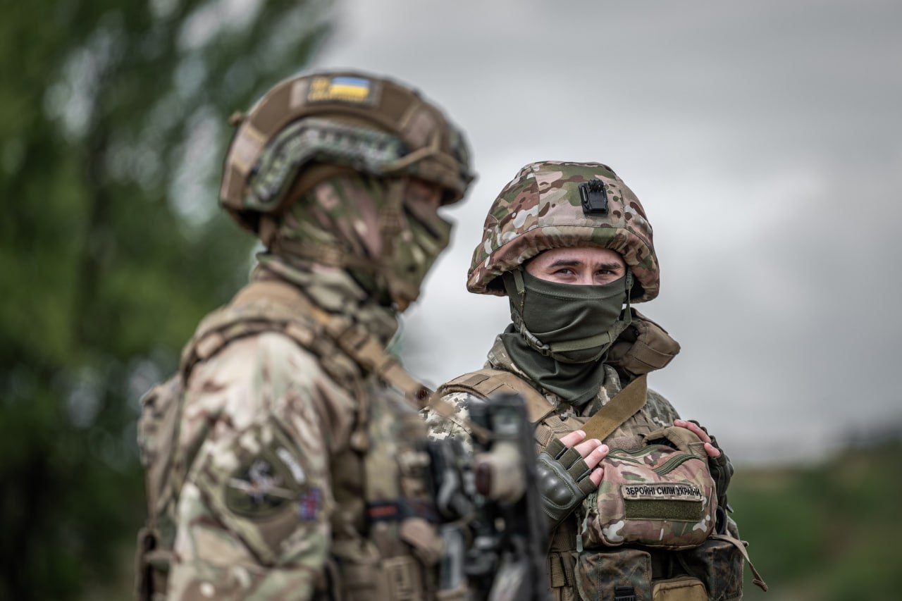 Стаття: Понад 5 тисяч обстрілів за добу: Генштаб про ситуацію на фронті